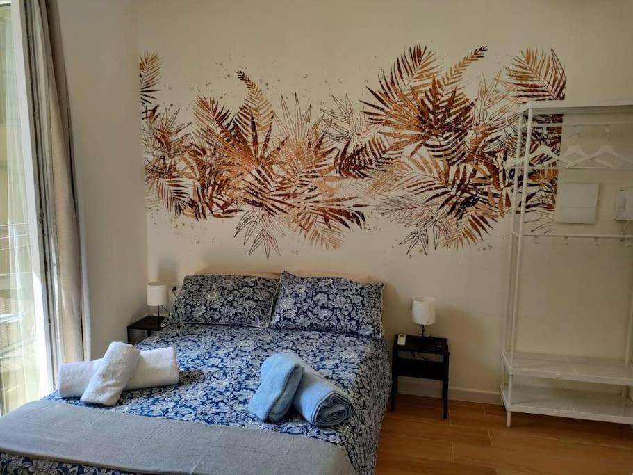 Beautiful Suite Near Metro Turin Bagian luar foto